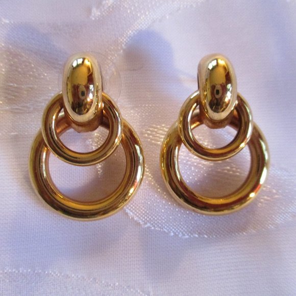 GOLD DOUBLE CIRCLE EARRINGS - Picture 1 of 7